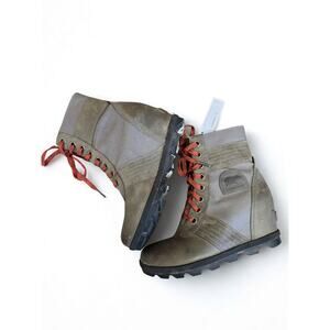 SOREL Women's Lace-Up Wedge Ankle Boots (Size 8)